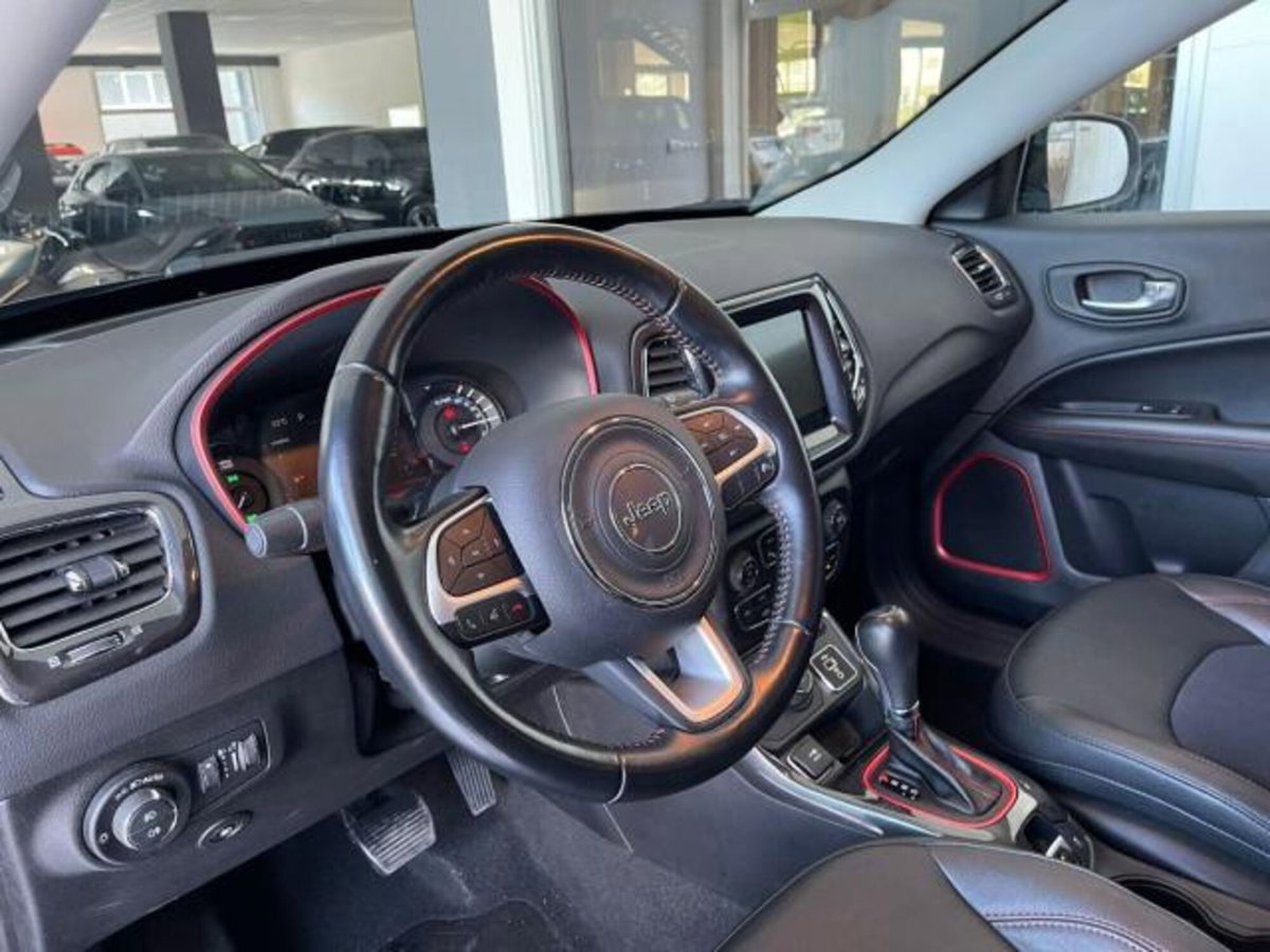 Jeep Compass 1.3 T4 240CV PHEV AT6 4xe Trailhawk (13)