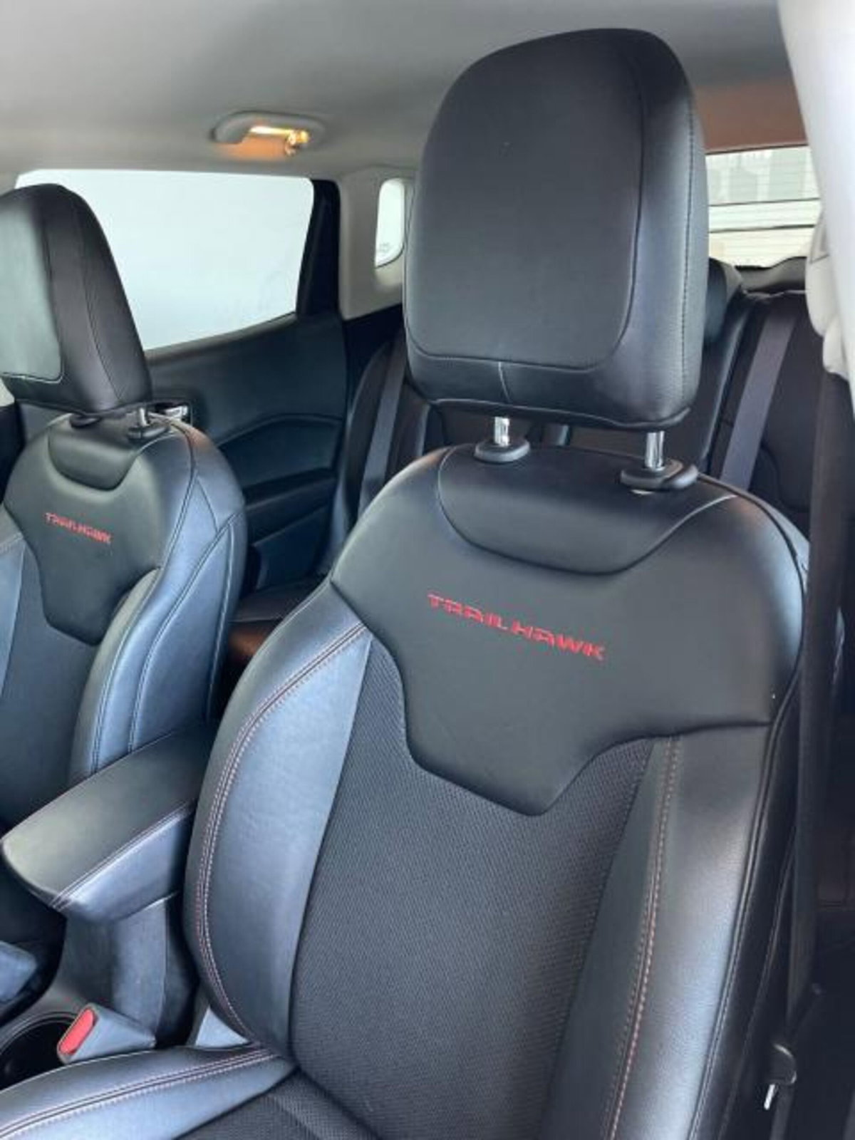 Jeep Compass 1.3 T4 240CV PHEV AT6 4xe Trailhawk (15)