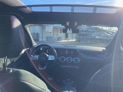Mercedes-Benz GLA SUV 200 d Automatic Premium (4)