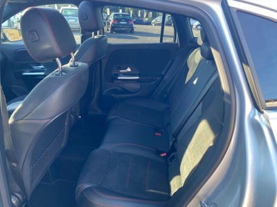 Mercedes-Benz GLA SUV 200 d Automatic Premium (6)