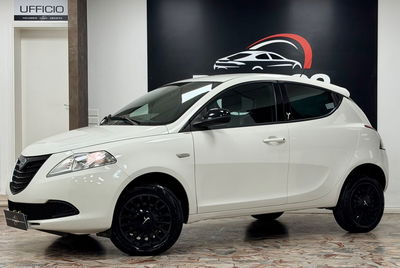 Lancia Ypsilon 0.9 TwinAir 85 CV 5 porte Metano Ecochic Elle usata