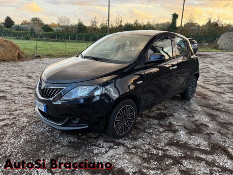 Lancia Ypsilon 1.0 FireFly 5 porte S&S Hybrid Ecochic Gold