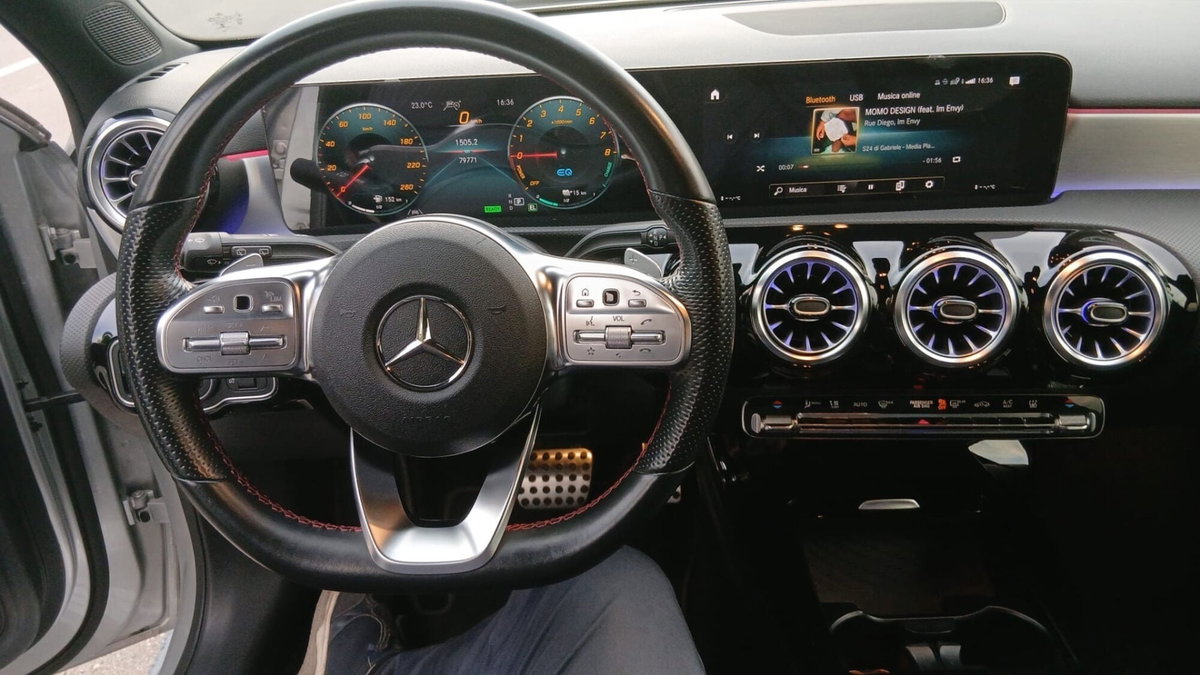Mercedes-Benz Classe A 250 e Automatic Plug-in hybrid Premium (6)