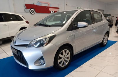 Toyota Yaris 1.5 Hybrid 5 porte Lounge usata
