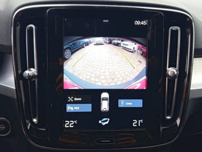 Volvo XC40 T4 Recharge Plug-in Hybrid R-design (10)