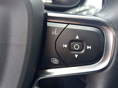 Volvo XC40 T4 Recharge Plug-in Hybrid R-design (15)