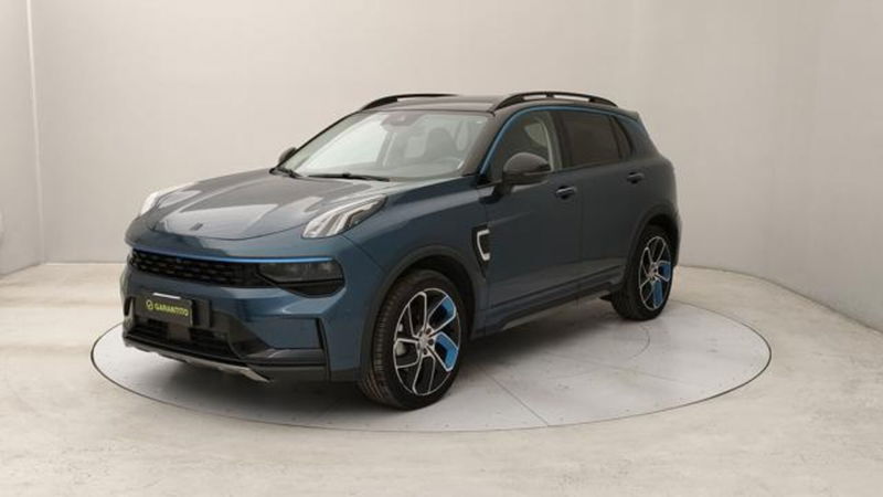 Lynk & Co 01 01 1.5 td phev