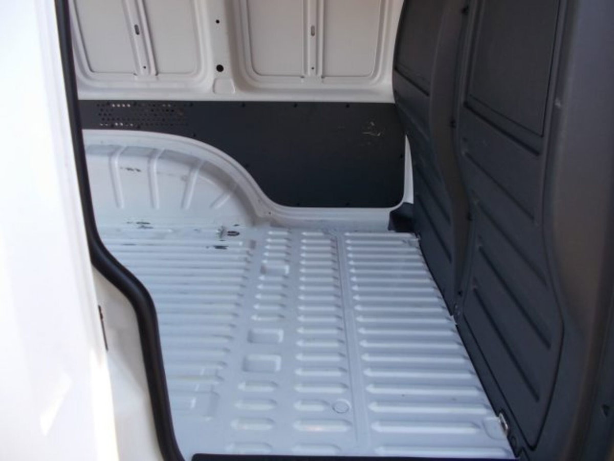 Volkswagen Veicoli Commerciali Caddy 2.0 TDI 102 CV Furgone Business (11)