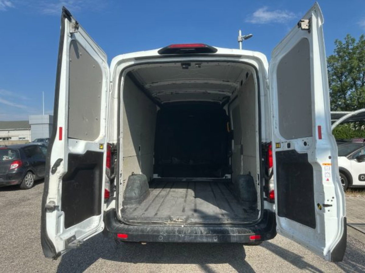 Ford Transit Furgone 350 2.0TDCi EcoBlue 170 aut. PL-TM Furgone Trend (11)