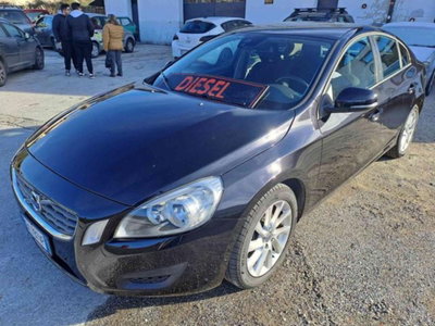 Volvo S60 D3 Geartronic Summum (13)