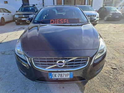 Volvo S60 D3 Geartronic Summum (16)