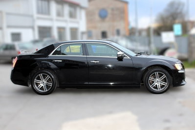 Lancia Thema 3.0 V6 Multijet II 239 CV Executive (4)