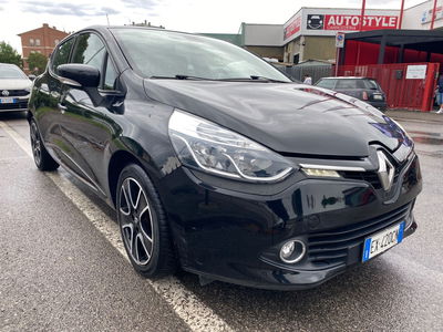 Renault Clio 1.2 75CV 5 porte Live usata