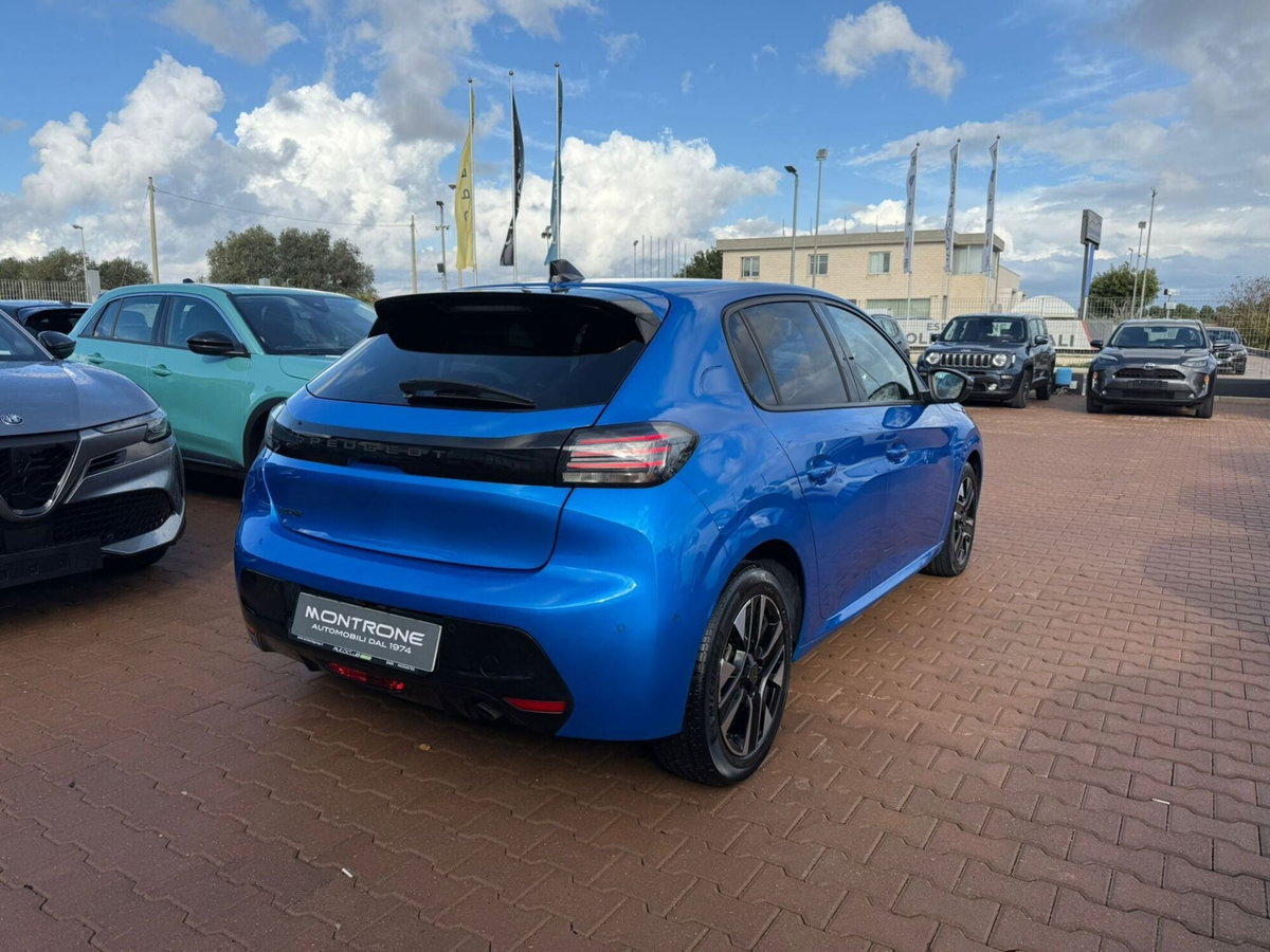Peugeot 208 PureTech 100 Stop&Start 5 porte Allure (3)
