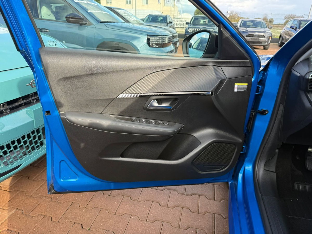 Peugeot 208 PureTech 100 Stop&Start 5 porte Allure (7)