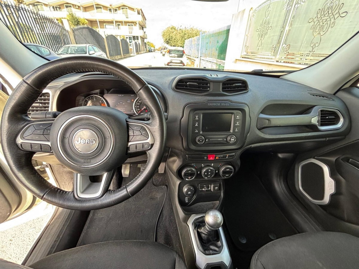 Jeep Renegade 2.0 Mjt 140CV 4WD Active Drive Limited (14)