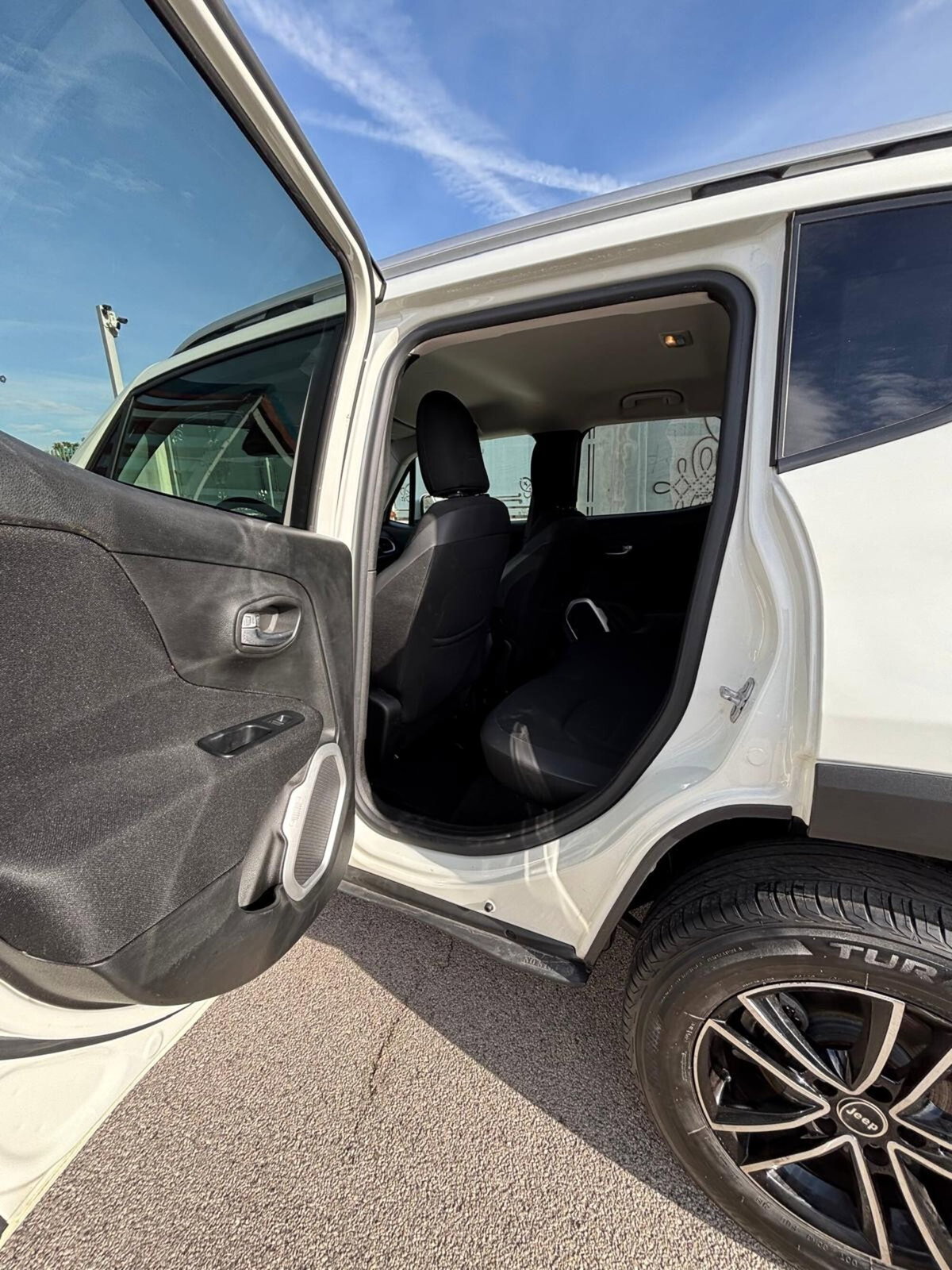Jeep Renegade 2.0 Mjt 140CV 4WD Active Drive Limited (15)