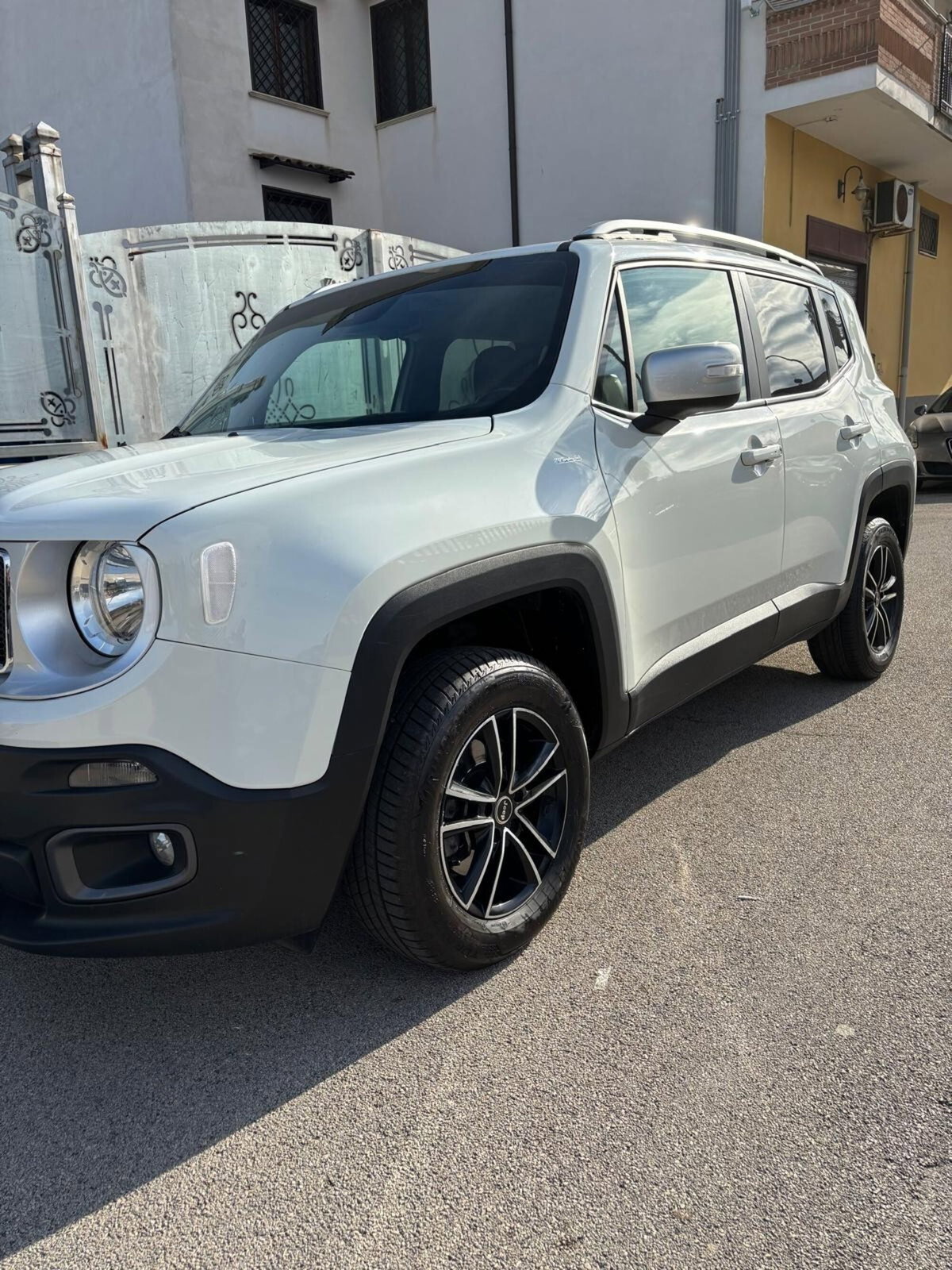 Jeep Renegade 2.0 Mjt 140CV 4WD Active Drive Limited (2)