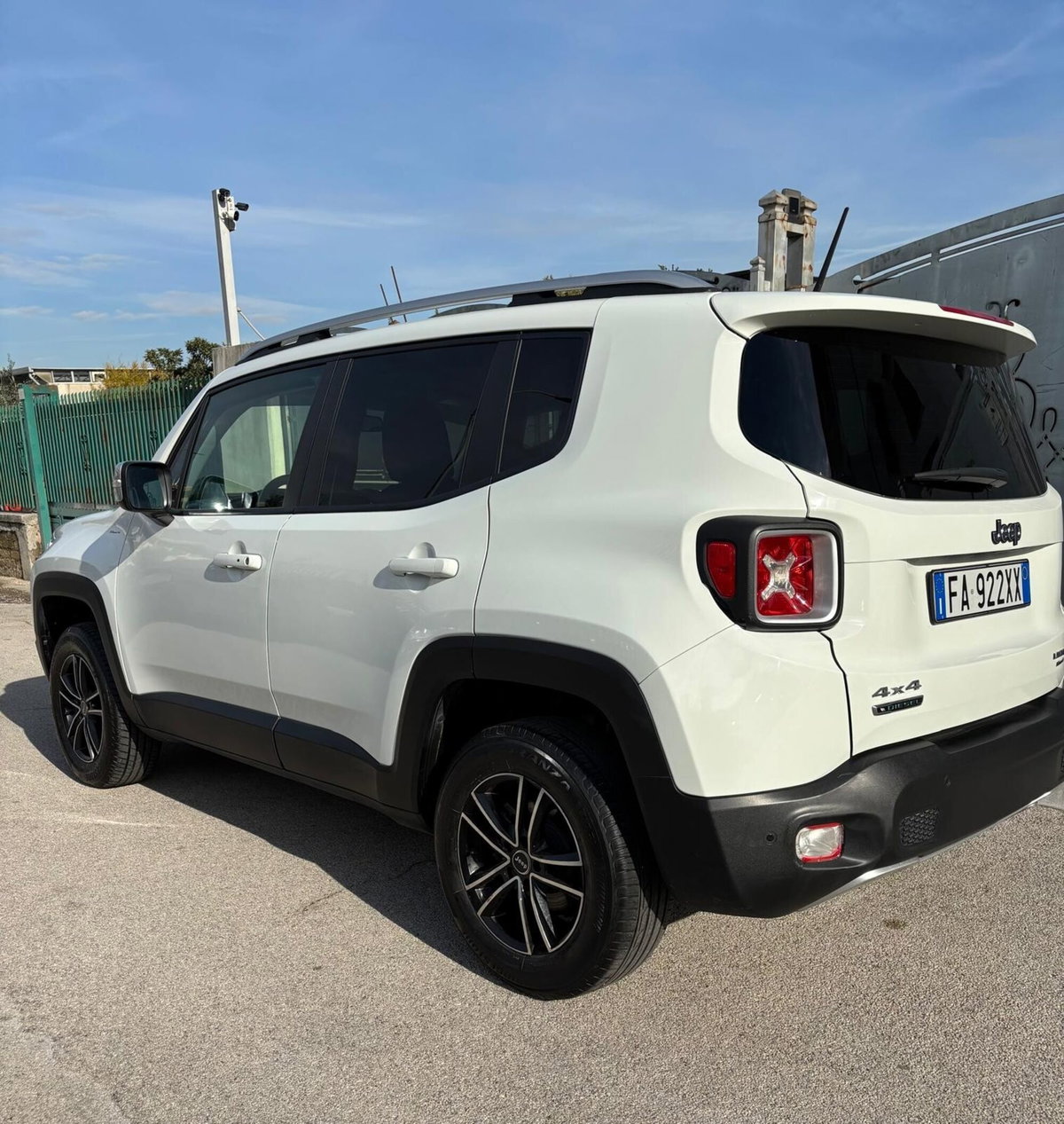 Jeep Renegade 2.0 Mjt 140CV 4WD Active Drive Limited (4)
