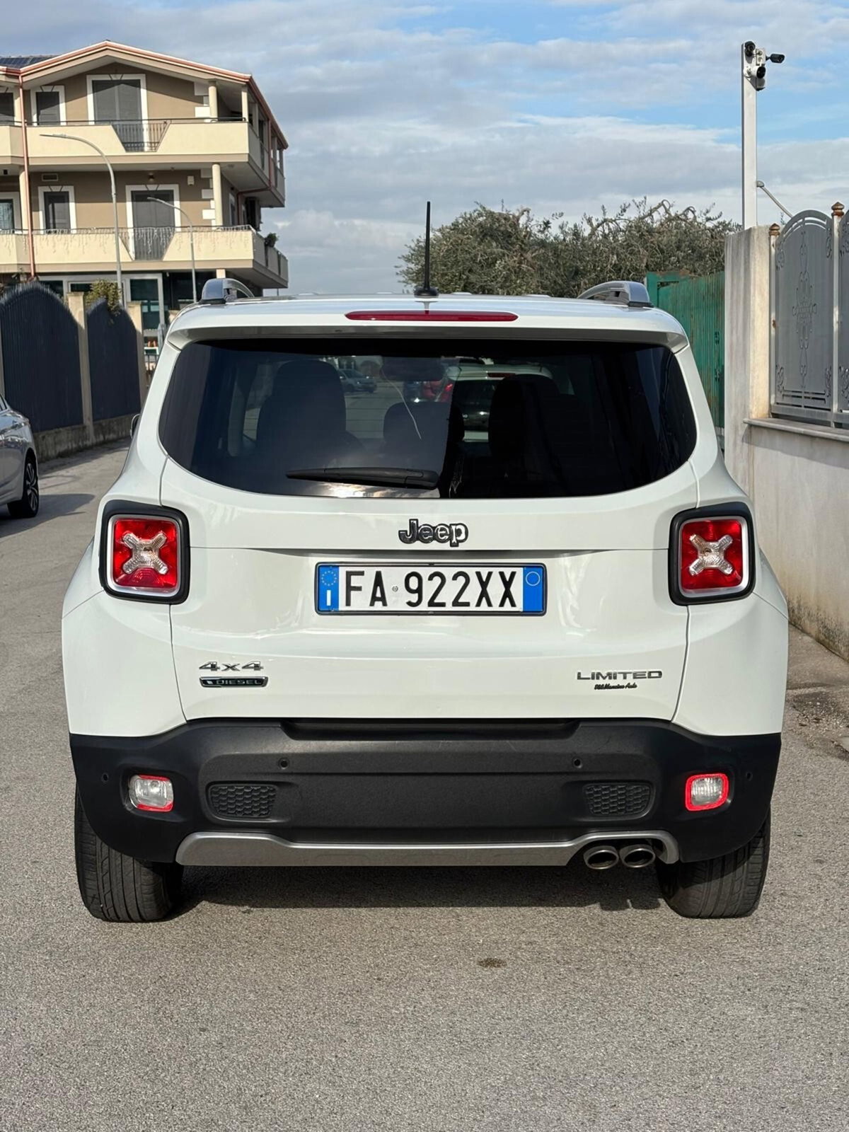 Jeep Renegade 2.0 Mjt 140CV 4WD Active Drive Limited (5)
