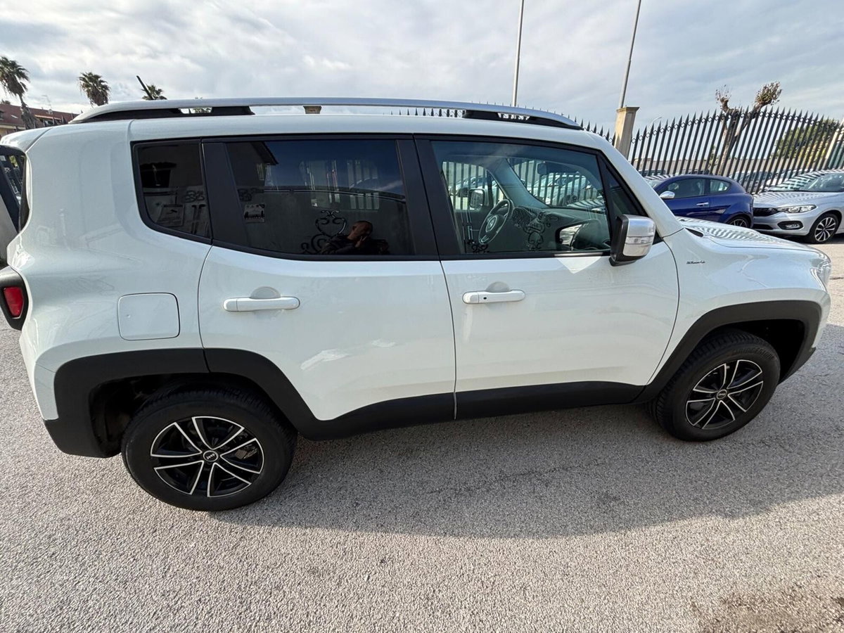 Jeep Renegade 2.0 Mjt 140CV 4WD Active Drive Limited (7)