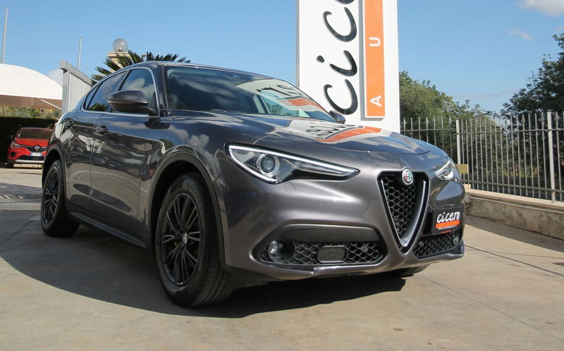 Alfa Romeo Stelvio Stelvio 2.2 Turbodiesel 180 CV AT8 RWD Super