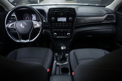 Ssangyong Tivoli 1.6 diesel 2WD (2)