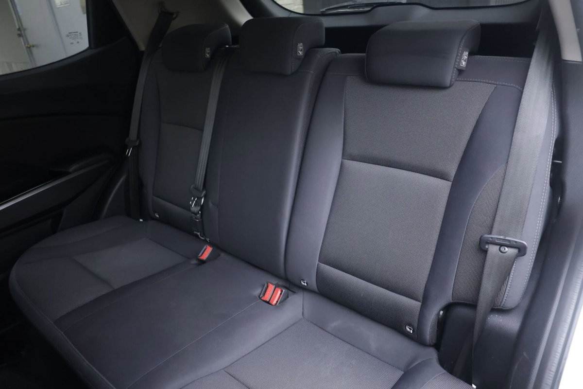 Ssangyong Tivoli 1.6 diesel 2WD (3)