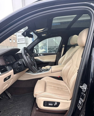 BMW X5 xDrive30d 258CV Business (18)