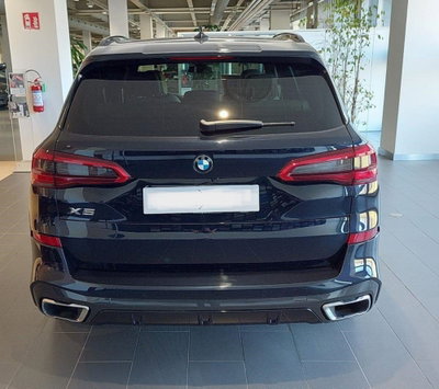 BMW X5 xDrive30d 258CV Business (4)