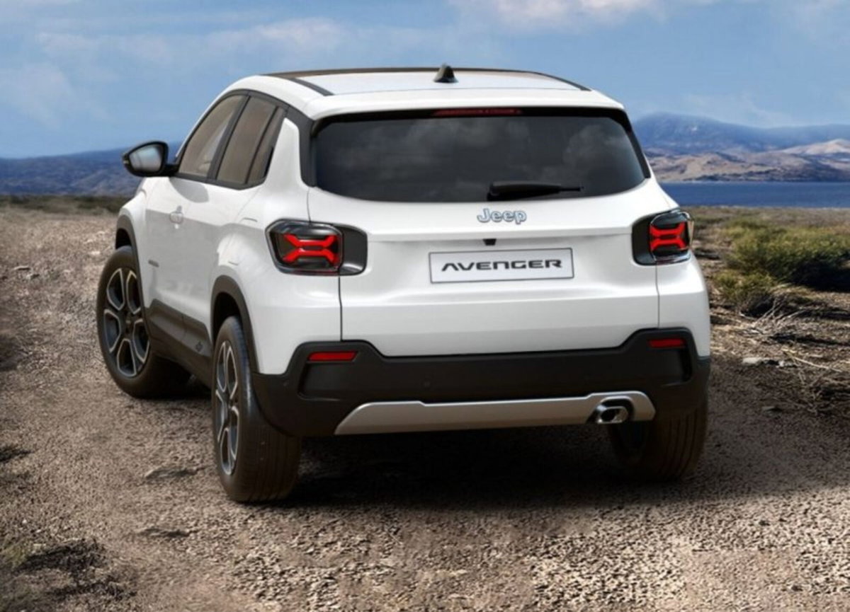 Jeep Avenger 1.2 turbo e-hybrid mhev Altitude fwd 110cv edct6 (2)