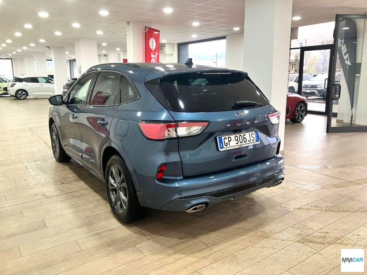 Ford Kuga 2.5 Plug In Hybrid 225 CV CVT 2WD ST-Line (4)