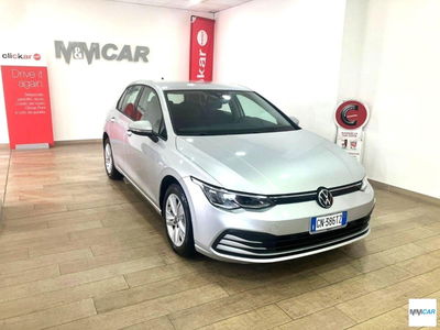 Volkswagen Golf 1.0 eTSI EVO DSG Life usata