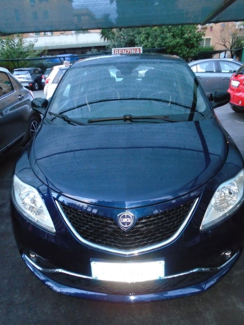 Lancia Ypsilon 1.2 69 CV 5 porte Opening Edition
