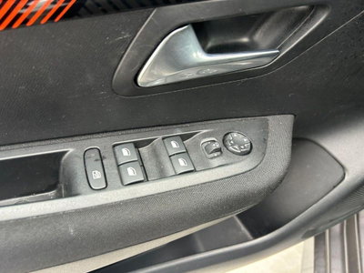 Peugeot 208 PureTech 100 Stop&Start 5 porte Active (10)