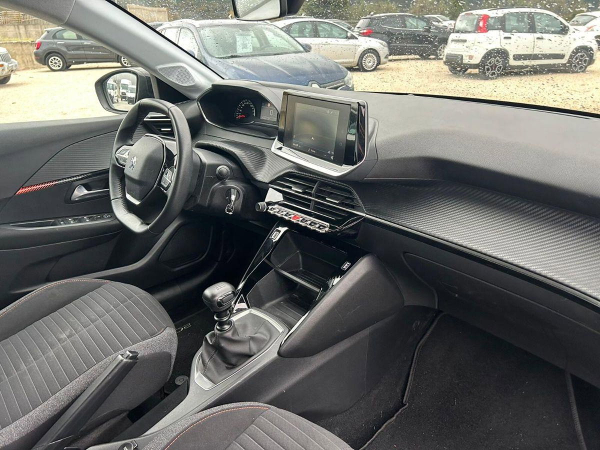 Peugeot 208 PureTech 100 Stop&Start 5 porte Active (8)