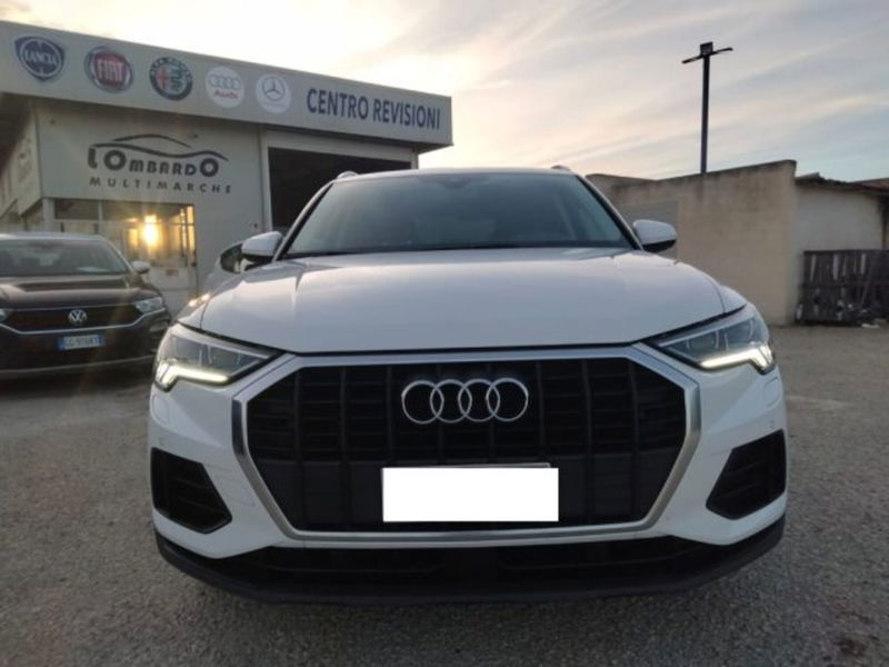 Audi Q3 35 TFSI Business Advanced