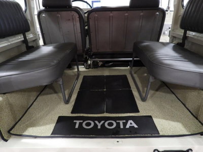 Toyota Land Cruiser V8 V8 4.7 VVT-i 5 posti (10)