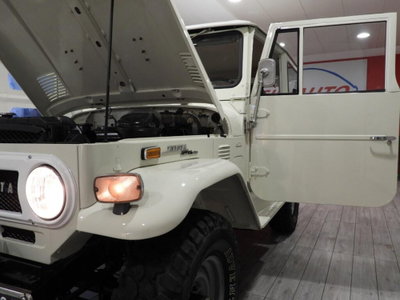 Toyota Land Cruiser V8 V8 4.7 VVT-i 5 posti (12)