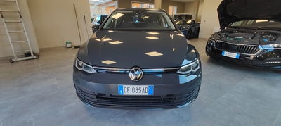 Volkswagen Golf 1.5 TGI DSG Life usata