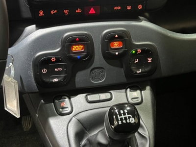 Fiat Panda 1.0 FireFly S&S Hybrid City Cross (16)