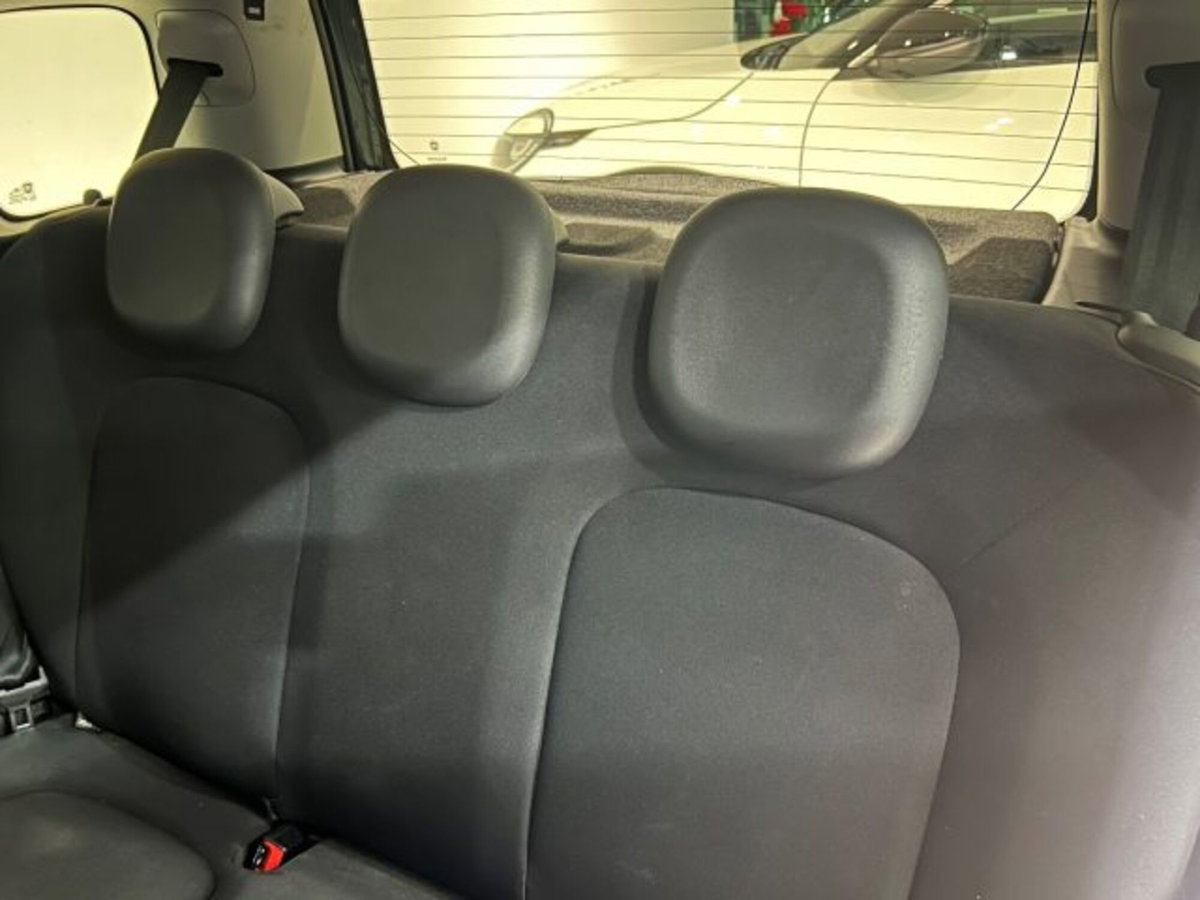 Fiat Panda 1.0 FireFly S&S Hybrid City Cross (19)