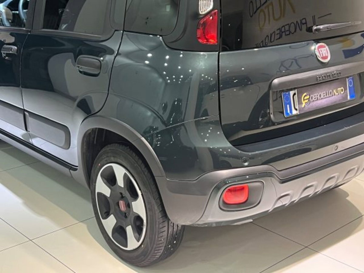 Fiat Panda 1.0 FireFly S&S Hybrid City Cross (6)