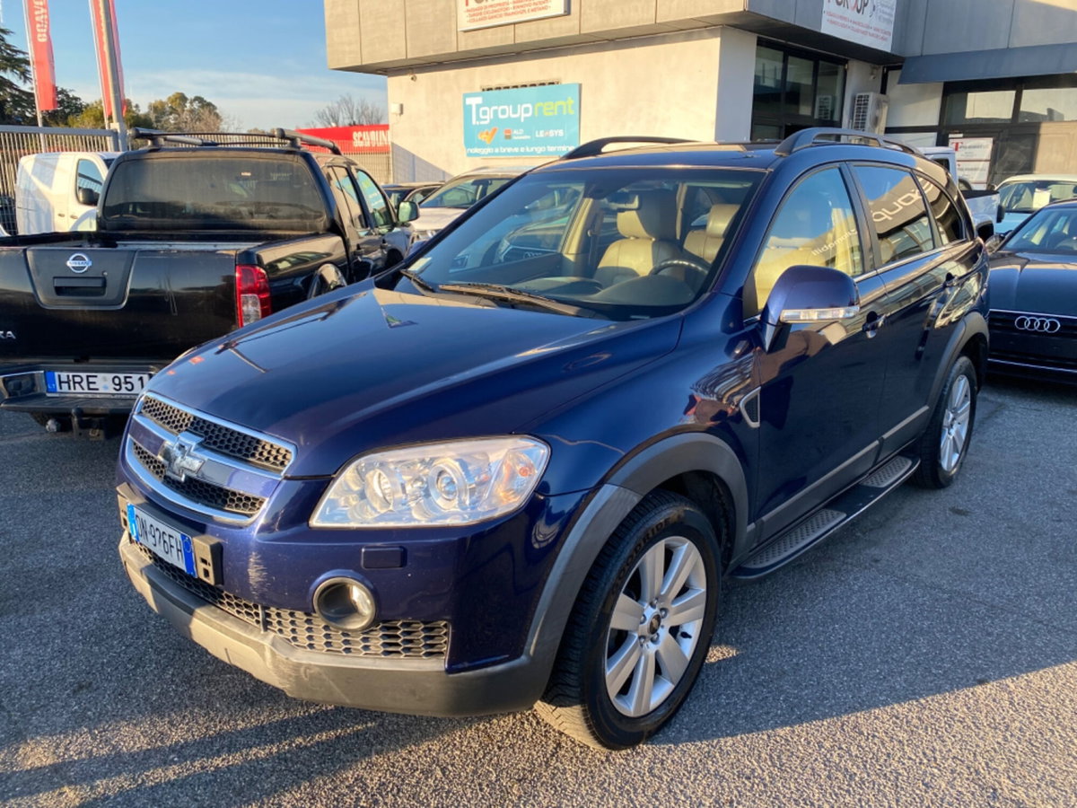Chevrolet Captiva 2.0 VCDi LTX (3)