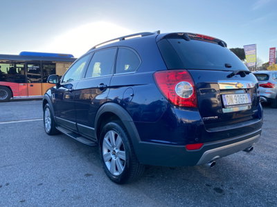 Chevrolet Captiva 2.0 VCDi LTX (7)