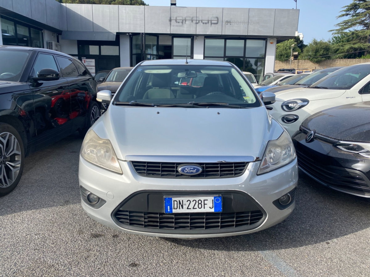 Ford Focus Station Wagon 1.6 TDCi (90CV) SW Tit. (2)