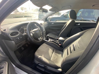 Ford Focus Station Wagon 1.6 TDCi (90CV) SW Tit. (6)