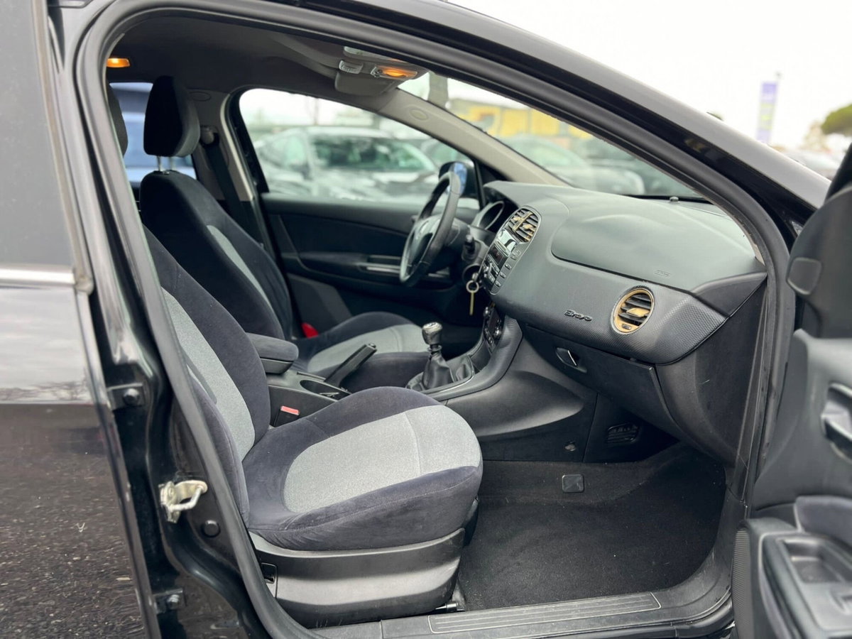 Fiat Bravo 1.9 MJT 120 CV Dynamic (8)