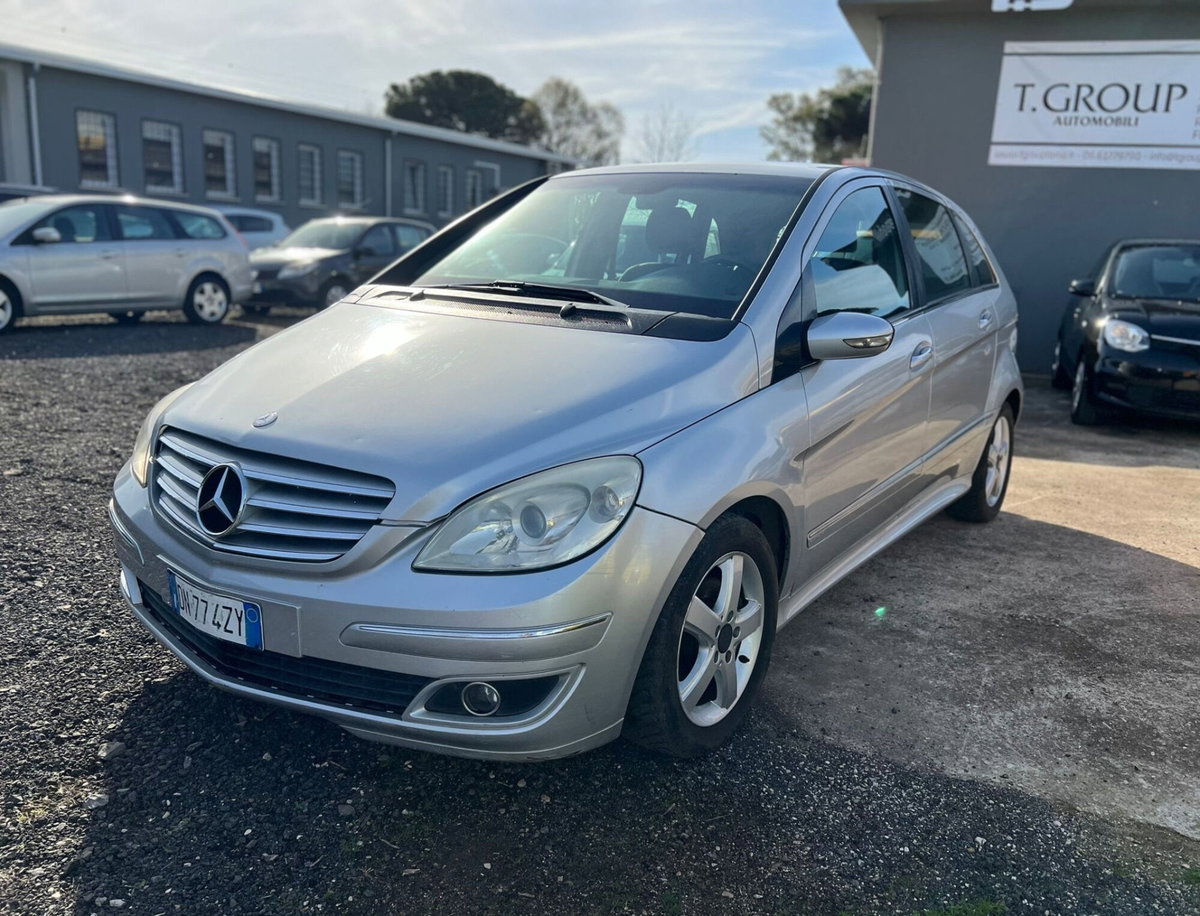 Mercedes-Benz Classe B 200 CDI Sport (11)