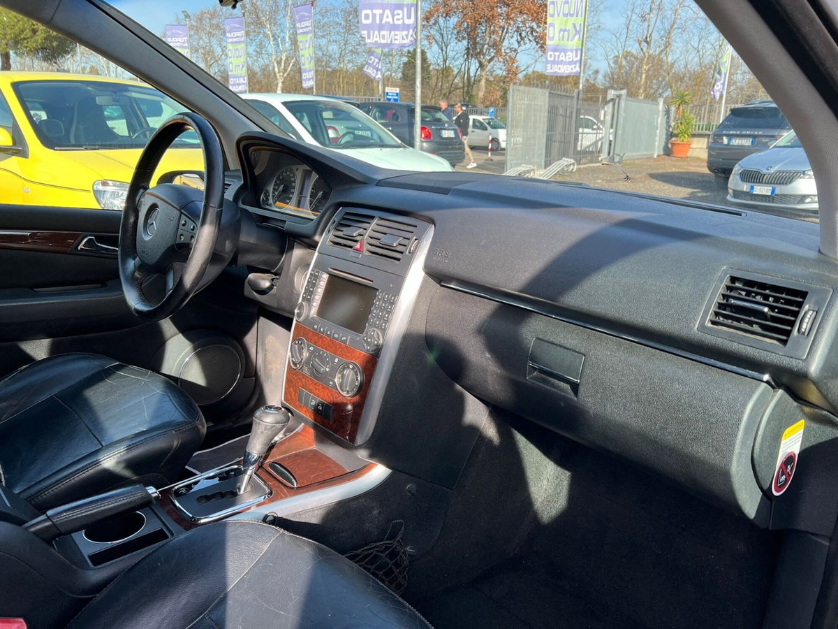 Mercedes-Benz Classe B 200 CDI Sport (16)